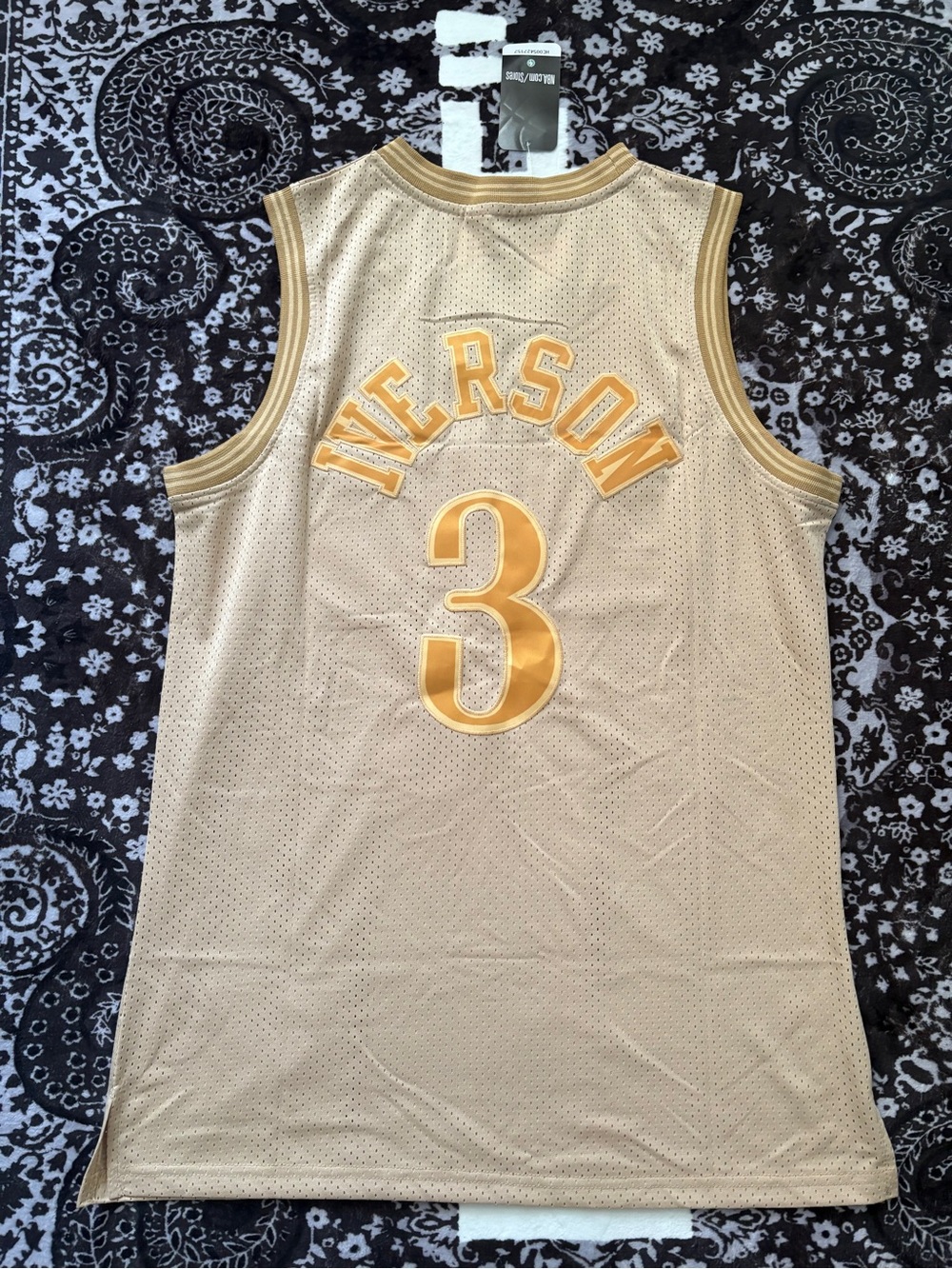 Allen Iverson 76ers Jersey Mitchell & Ness Gold Jersey Size Men Medium - Picture 2 of 5